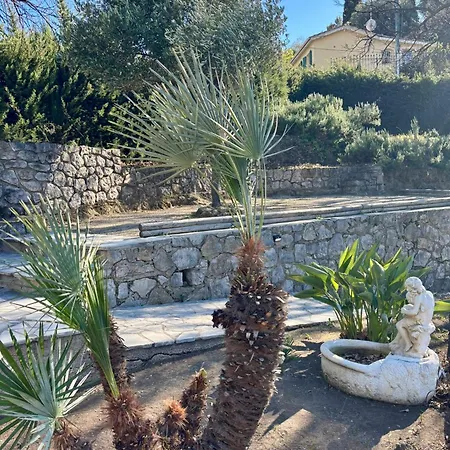 Des Ciappes Et Des Fees Accommodatie bij particulieren Menton