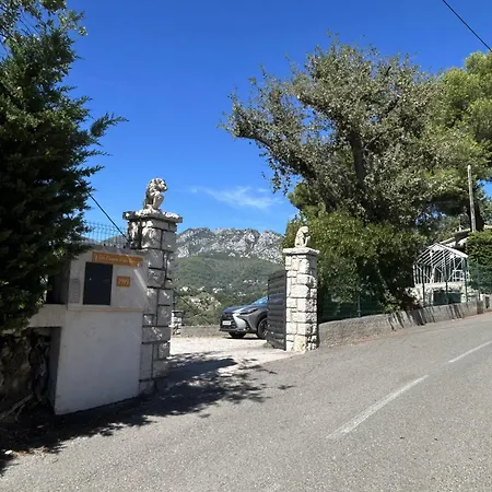 Des Ciappes Et Des Fees * Menton